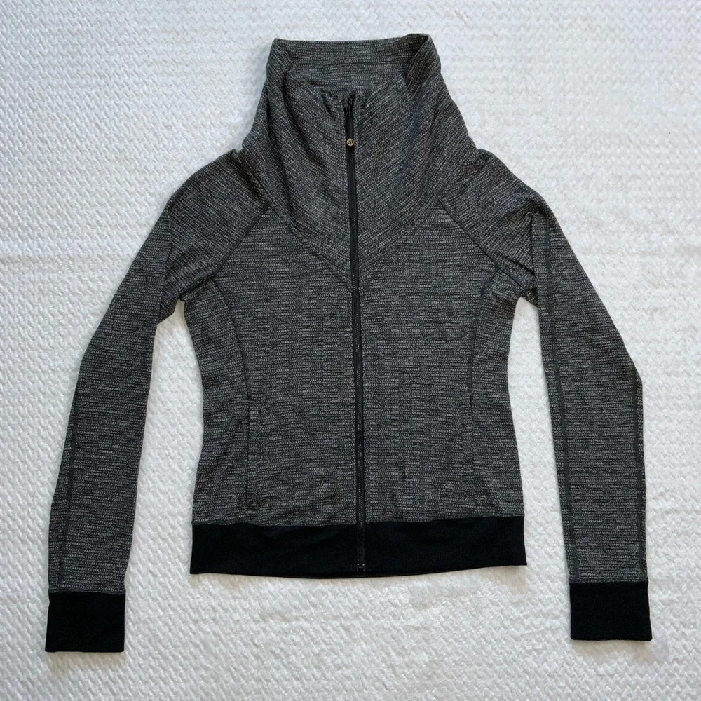 Lululemon Be Present Jacket Coco Pique Black Funnel Cowl Neck - Picture 2 of 9